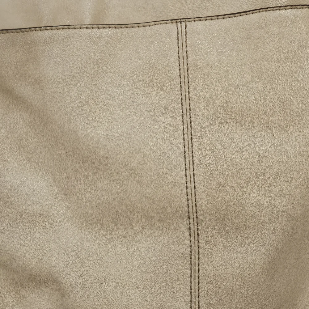 Coach Leather Cream Zipper Tote Bag - Picture 5 of 11